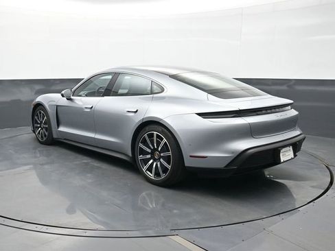 Certified 2020 Porsche Taycan 4S image 3