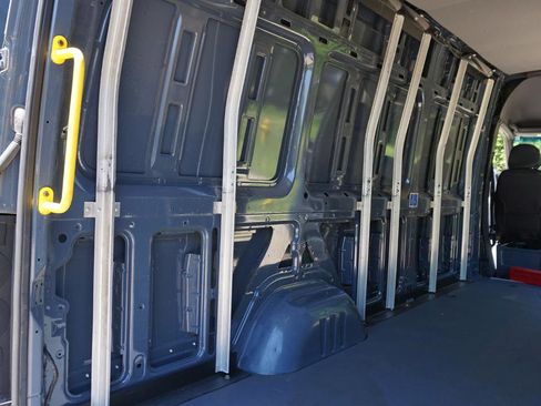Used 2019 Mercedes-Benz Sprinter 170 image 26