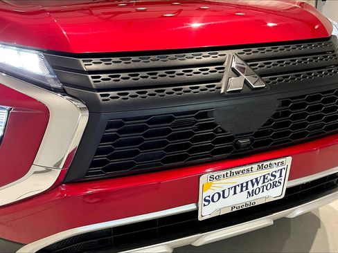 Used 2025 Mitsubishi Eclipse Cross SE image 32