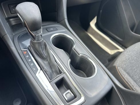 Used 2023 Chevrolet Equinox LT FWD image 25