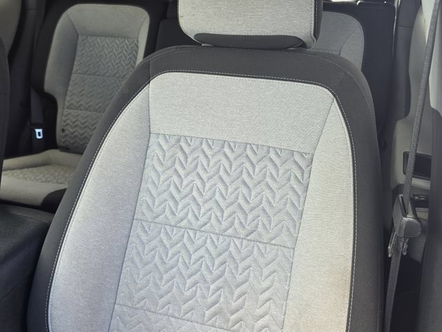 Used 2024 Chevrolet Equinox LT FWD image 11