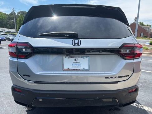 Certified 2026 Honda Pilot Black Edition image 6