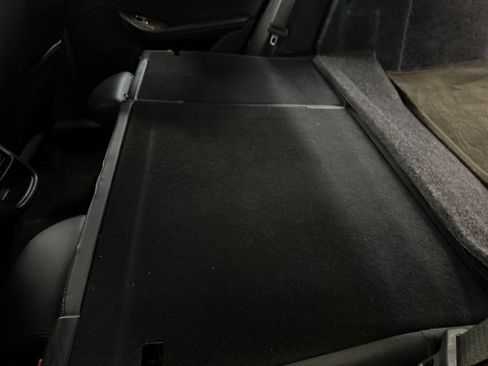 Used 2015 Chevrolet Impala LT FWD image 31