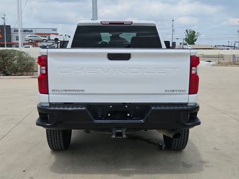 Certified 2024 Chevrolet Silverado 2500 Custom w/ Custom Convenience Package AWD/4WD image 4