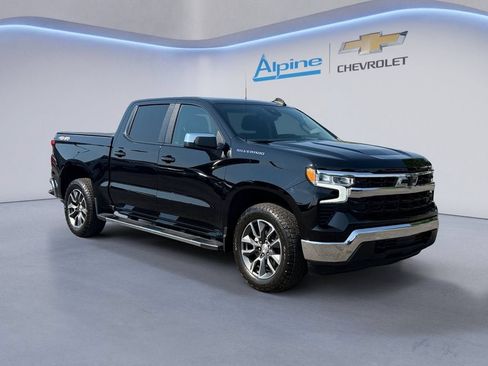 Used 2023 Chevrolet Silverado 1500 LT AWD/4WD image 7