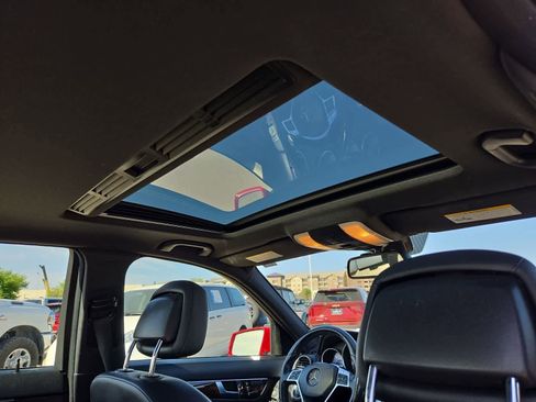 Used 2014 Mercedes-Benz C 250 Sedan image 19