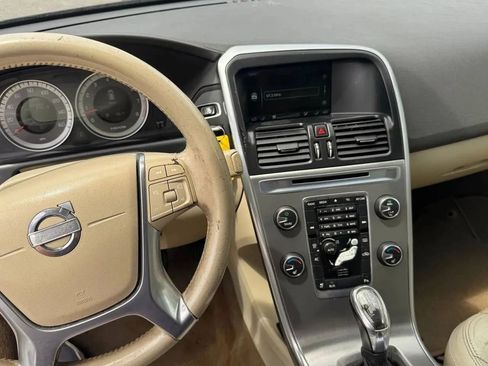 Used 2013 Volvo XC60 3.2 FWD image 15