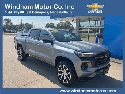 Used 2023 Chevrolet Colorado Z71 w/ Z71 Convenience Package 2