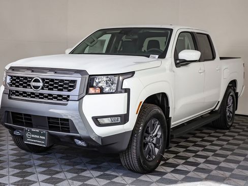 New 2025 Nissan Frontier SV w/ SV Convenience Package image 5