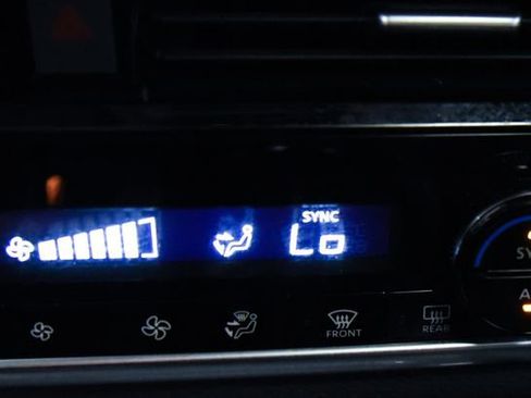 Used 2023 Nissan Rogue SL AWD/4WD image 26