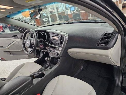 Used 2015 Kia Optima LX FWD image 8
