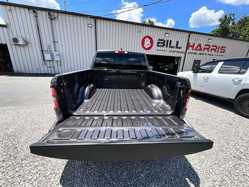 New 2026 RAM 1500 Big Horn w/ Night Edition AWD/4WD image 7