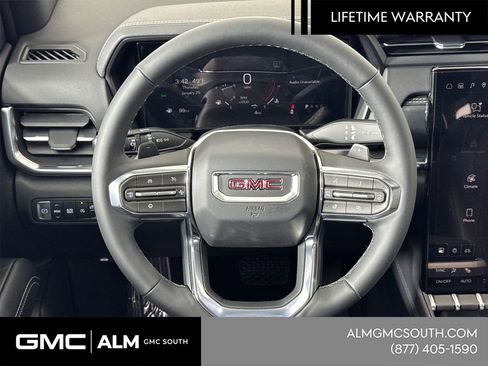 New 2026 GMC Terrain Elevation w/ Elevation Premium Package FWD image 25