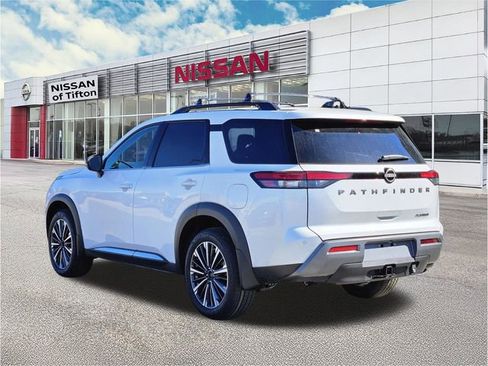 New 2026 Nissan Pathfinder Platinum image 6