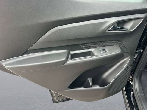 New 2027 Chevrolet Bolt LT w/ Comfort Package image 17