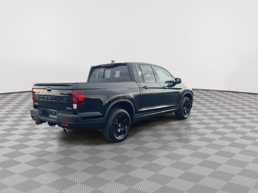 Used 2024 Honda Ridgeline Black Edition image 8