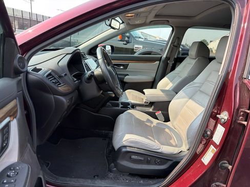Used 2019 Honda CR-V Touring image 10