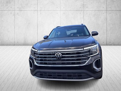 New 2026 Volkswagen Atlas SE image 2
