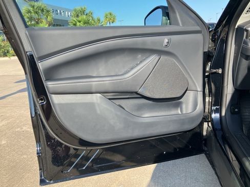 New 2025 Ford Mustang Mach-E Select image 29