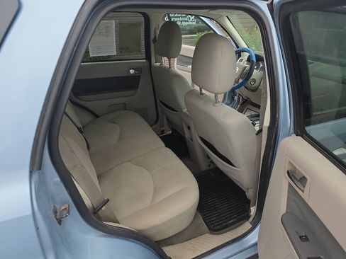 Used 2009 Mercury Mariner 4WD image 13