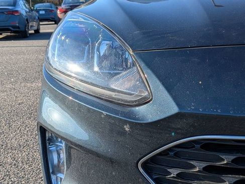 Used 2022 Ford Escape SEL w/ Technology Package image 10