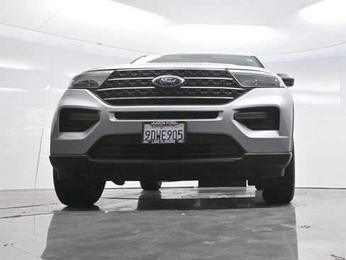 Used 2022 Ford Explorer XLT RWD image 56