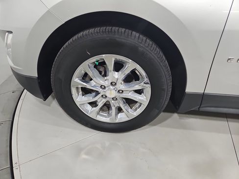 Used 2019 Chevrolet Equinox LT FWD image 28