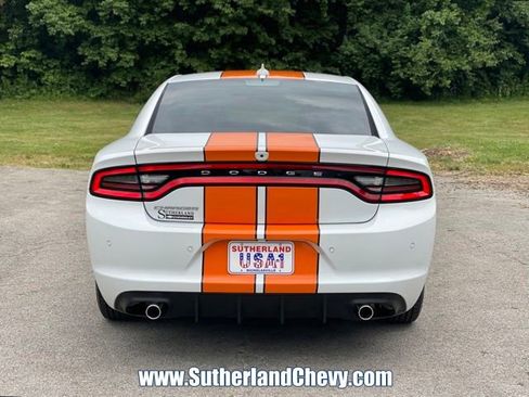Used 2023 Dodge Charger SXT RWD image 6