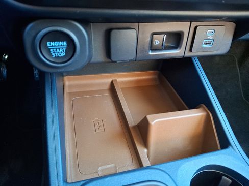 Used 2024 Ford Maverick Lariat image 24