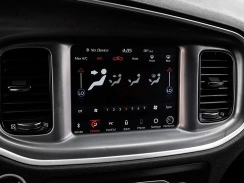 Used 2022 Dodge Charger R/T w/ Blacktop Package RWD image 32