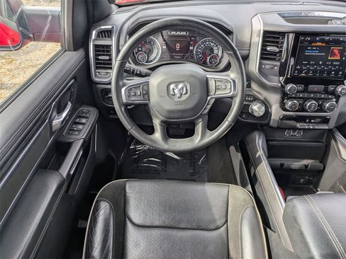 Used 2024 RAM 1500 Laramie image 16
