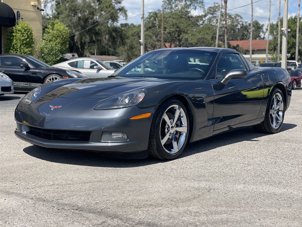 Used 2009 Chevrolet Corvette Coupe w/ Preferred Equipment Group RWD image 11