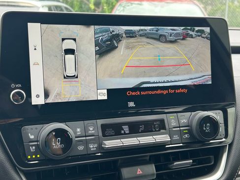 Used 2026 Toyota Grand Highlander FWD image 40