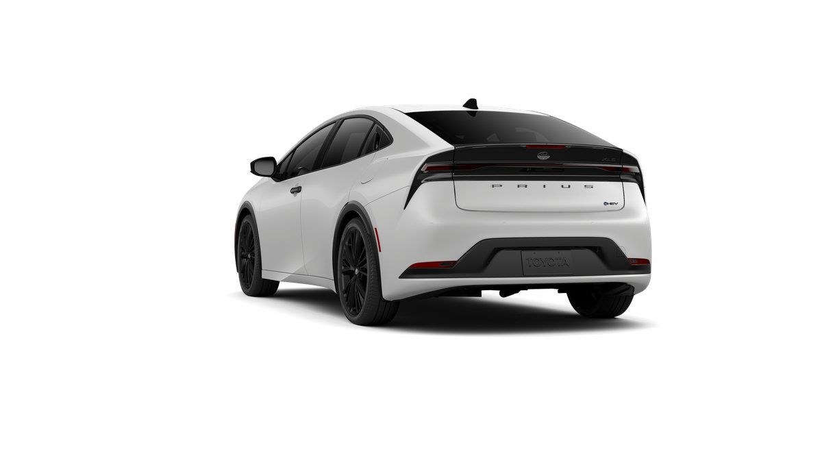New 2027 Toyota Prius FWD image 9
