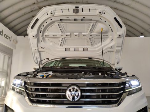 Used 2021 Volkswagen Passat 2.0T SE image 32