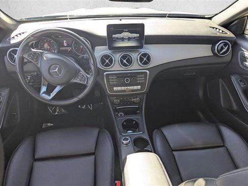 Certified 2020 Mercedes-Benz GLA 250 image 17