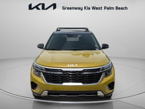Used 2024 Kia Seltos S FWD image 2