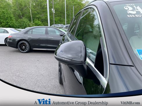 Used 2024 Mercedes-Benz GLC 300 4MATIC image 10