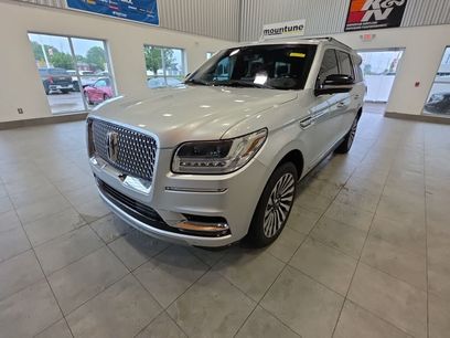 Used 2018 Lincoln Navigator L Reserve w/ Technology Package