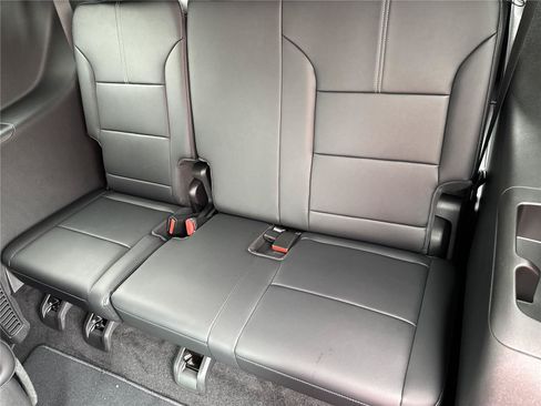 New 2026 GMC Acadia Elevation w/ Elevation Premium Package FWD image 32