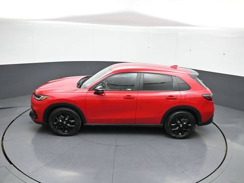 Certified 2024 Honda HR-V Sport image 39