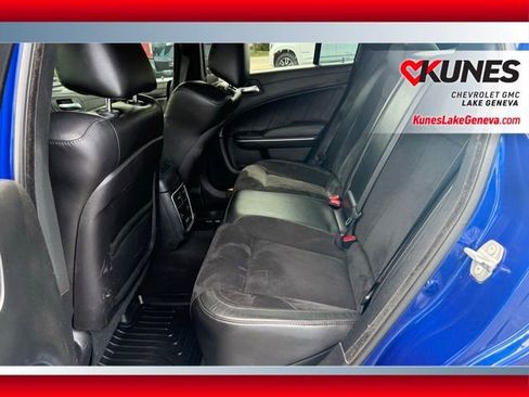 Used 2019 Dodge Charger Scat Pack w/ Plus Group RWD image 15