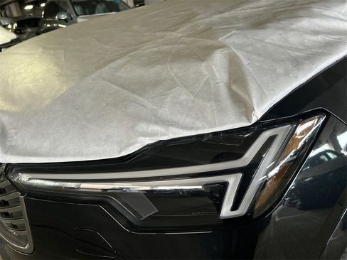 New 2026 Volvo XC90 B5 Core image 7