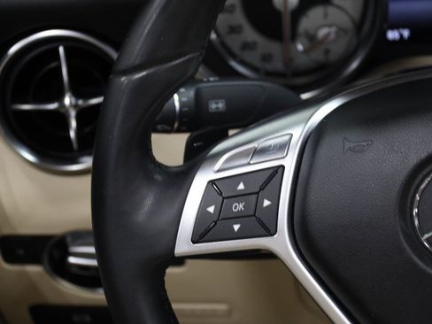 Used 2014 Mercedes-Benz SLK 250 image 52