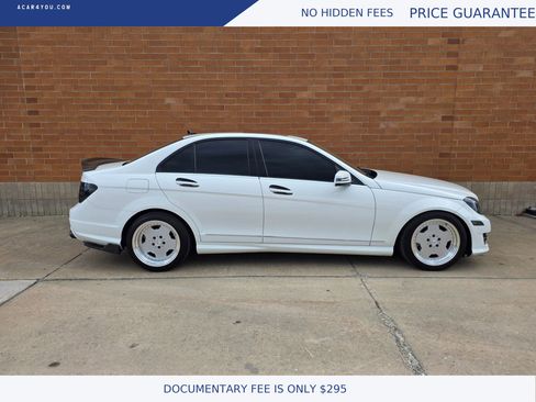 Used 2013 Mercedes-Benz C 300 4MATIC Sedan w/ Premium 1 Pkg image 9