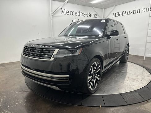 Used 2023 Land Rover Range Rover Long Wheelbase SE AWD/4WD image 3