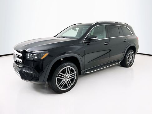 Certified 2023 Mercedes-Benz GLS 450 4MATIC image 3