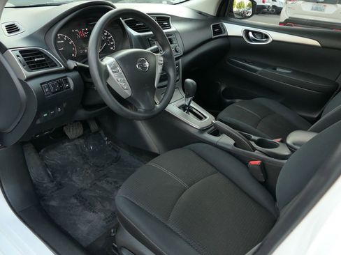 Used 2015 Nissan Sentra S image 13