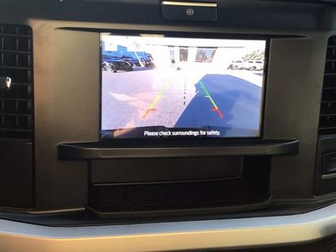 Used 2025 Ford F250 XLT image 27