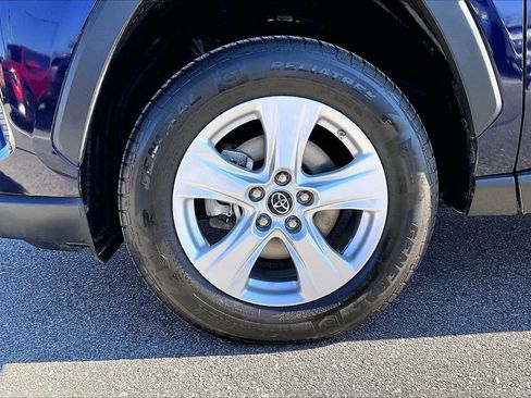 Used 2019 Toyota RAV4 XLE w/ Convenience Package image 31